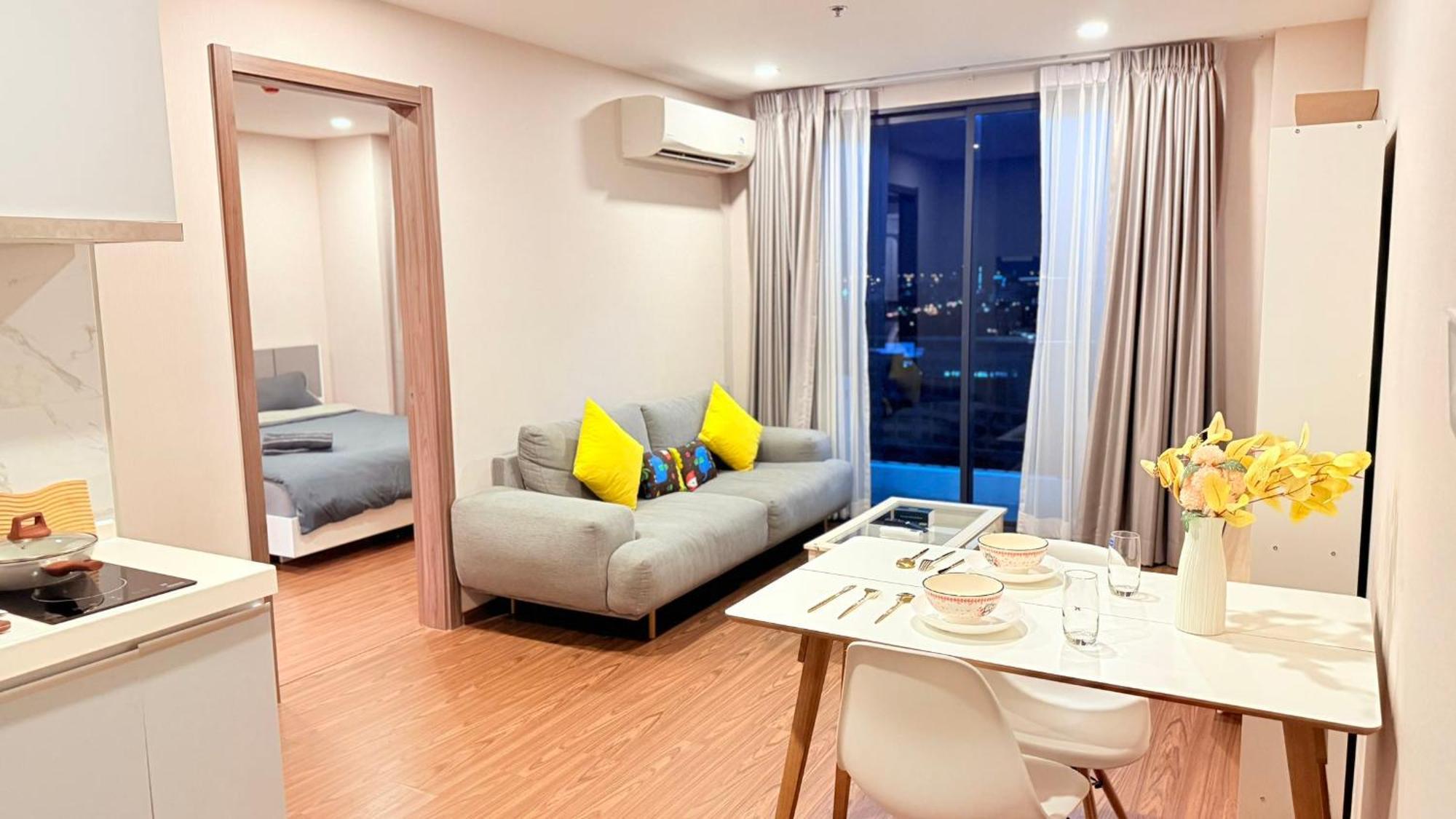 Apartment Artisan Ratchada Huge 1Br Condos Bangkok